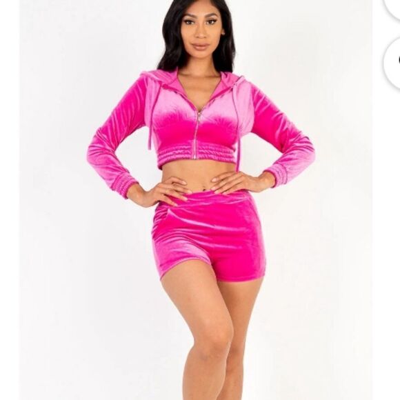 CAPPELLA Velour pink zip-up cropped hooded jacket & shorts set sz (S) - Picture 10 of 10